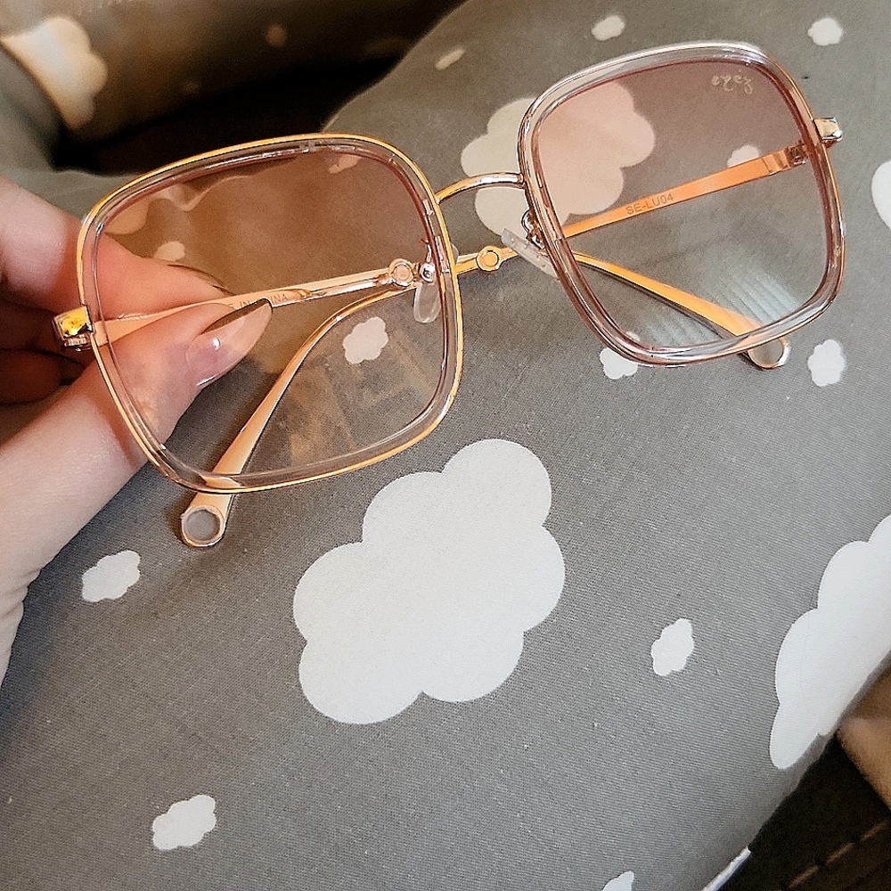 Eyez big framed sunglasses